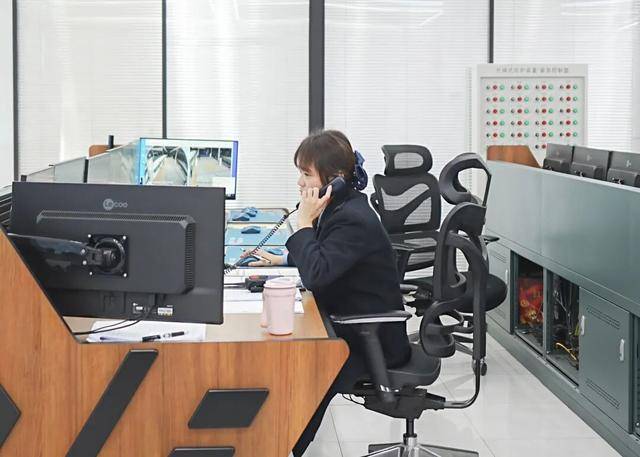 增开118对客车！超大高铁站成都东站迎战春运“尖峰时刻”