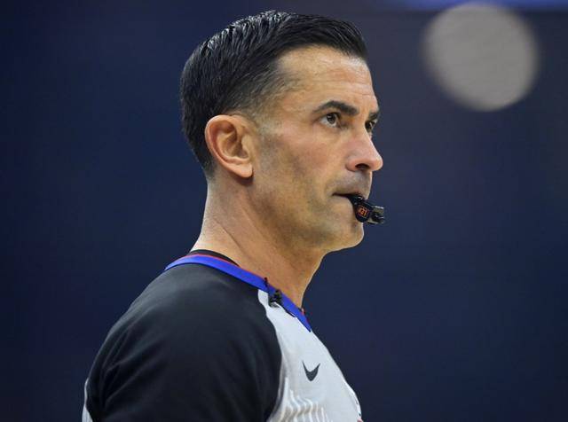 NBA官宣次轮G6裁判组：詹姆斯任刺狼主裁判 扎克任骑塞主裁判